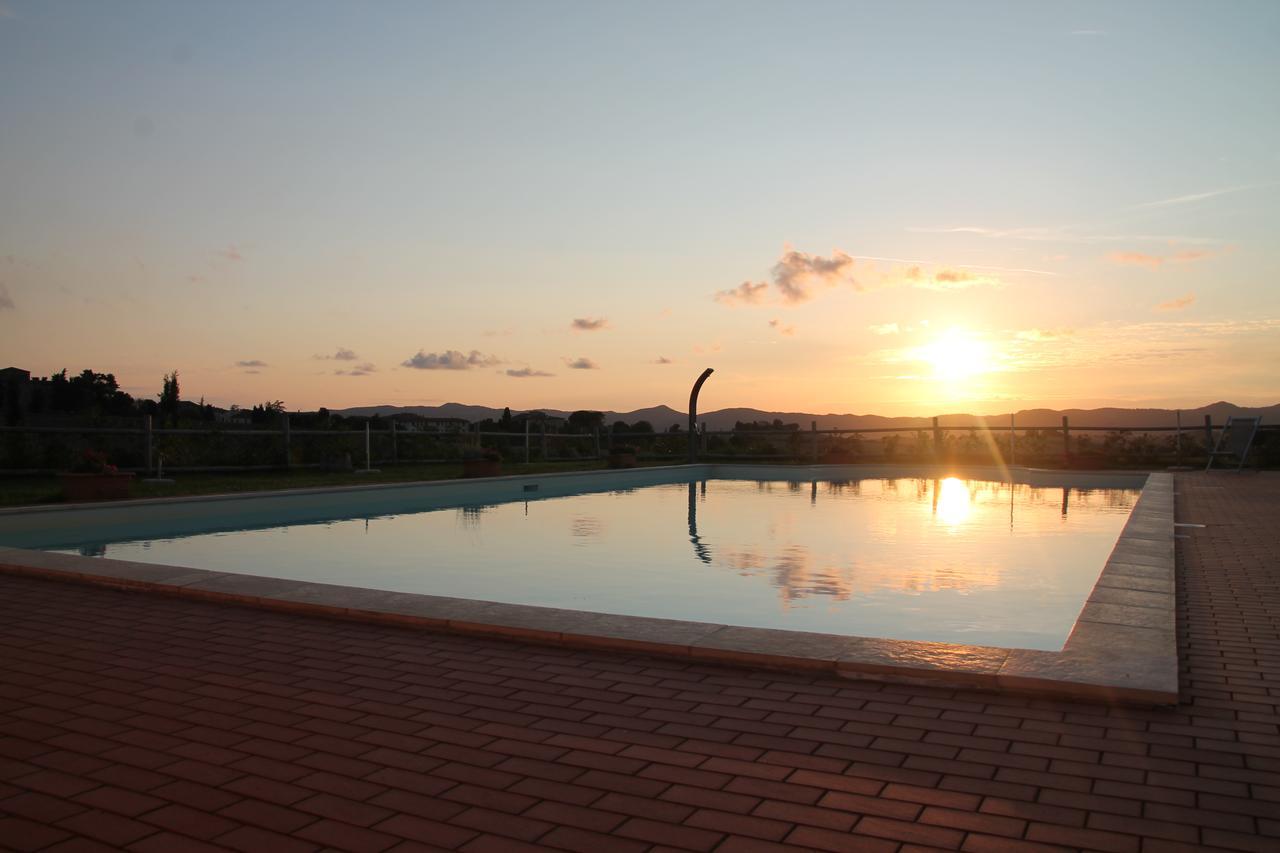 Il Poggio Della Pieve Apartments Santa Luce Exteriör bild