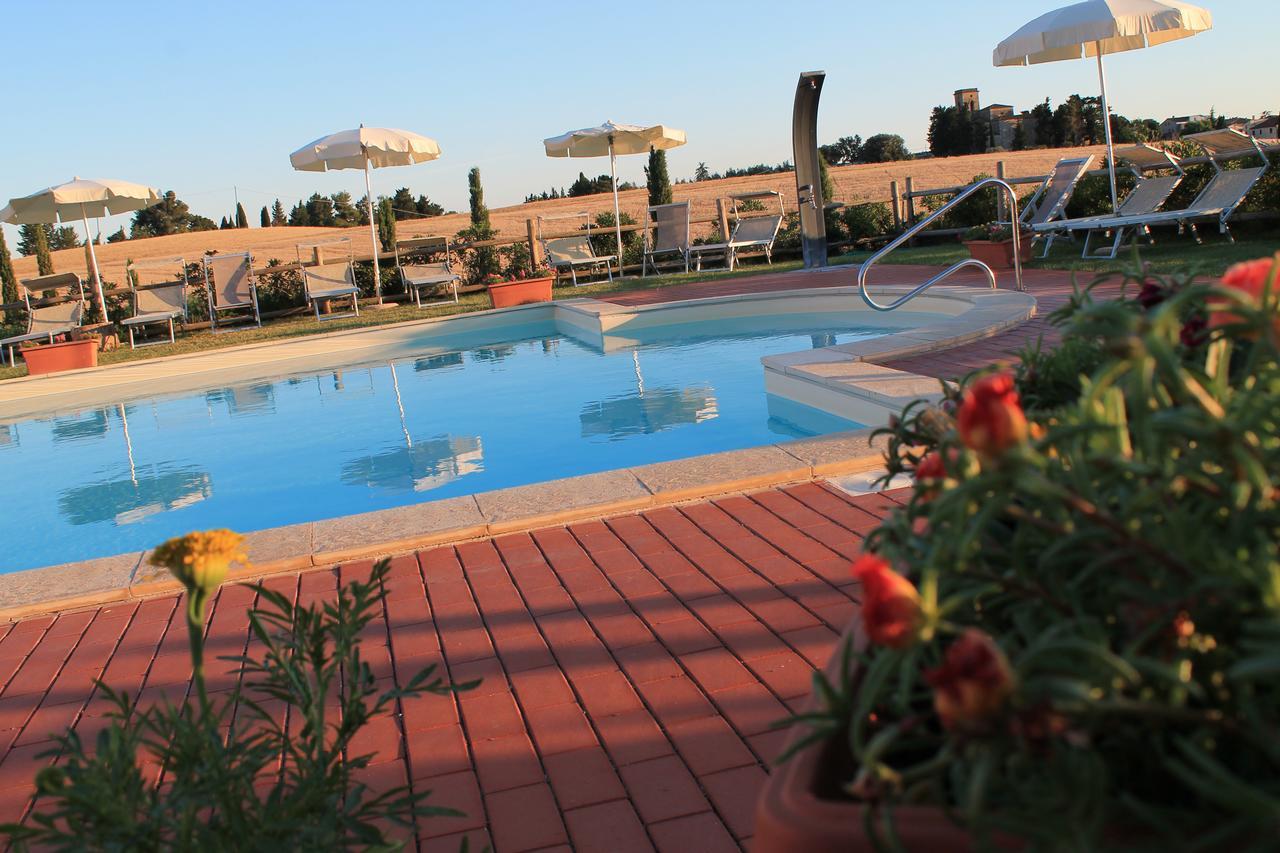 Il Poggio Della Pieve Apartments Santa Luce Exteriör bild